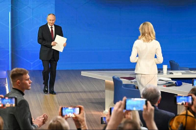 Putin transmitioacute su ldquoapoyo inquebrantablerdquo a Teheraacuten tras eleccioacuten del Liacuteder