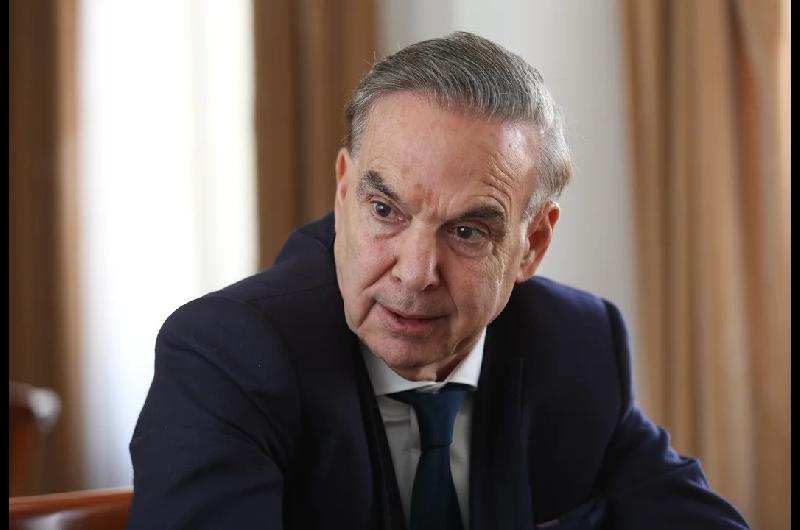 Pichetto- ldquoEl peronismo no puede tener como uacutenica bandera frenar a Mileirdquo