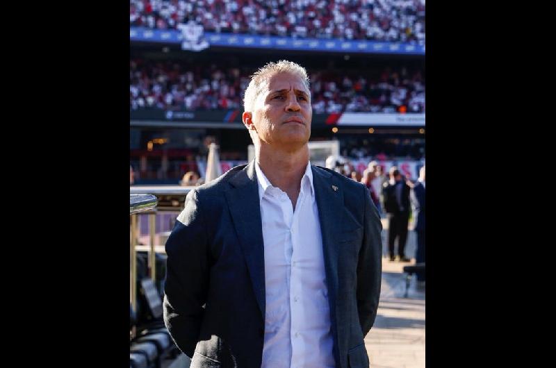 San Pablo despidioacute a Hernaacuten Crespo y terminoacute su segundo ciclo en el club