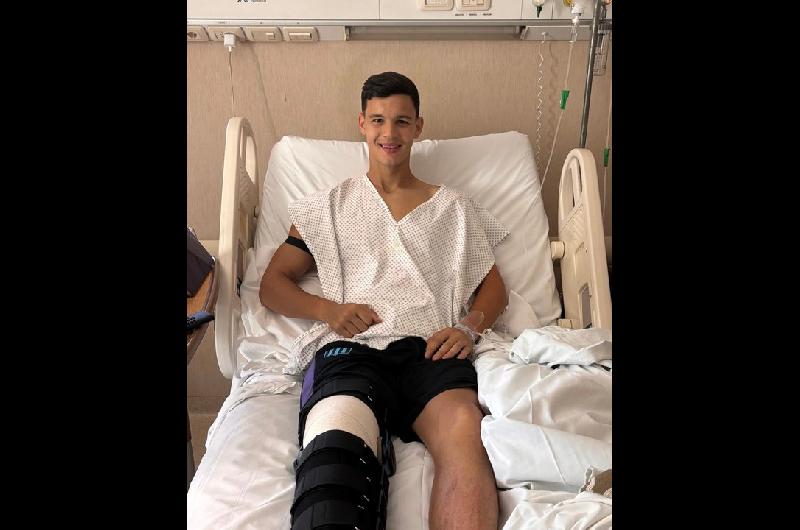 Racing- Valentiacuten Carboni fue operado con eacutexito de su lesioacuten ligamentaria en la rodilla