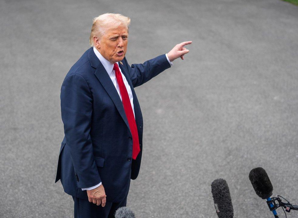 Donald Trump amenaza con una ofensiva ldquo20 veces maacutes fuerterdquo si Iraacuten bloquea el estrecho de Ormuz