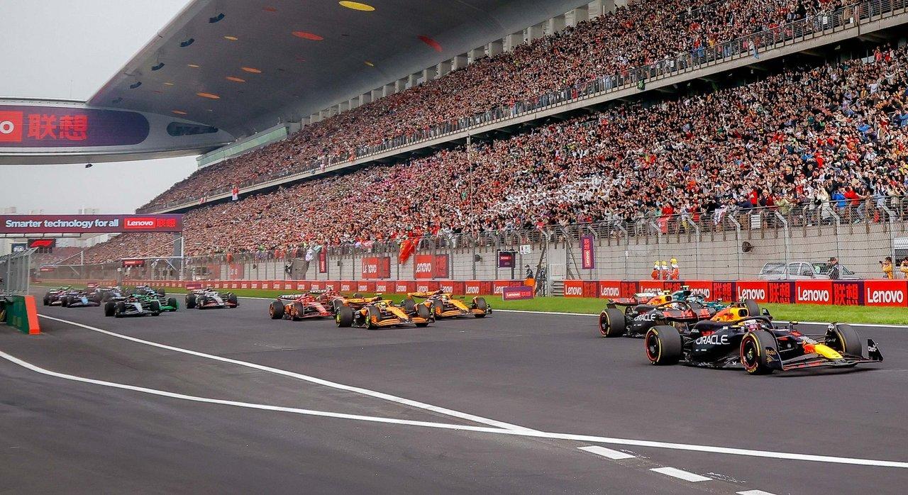 Colapinto en la Foacutermula 1- asiacute es una vuelta en el GP de China