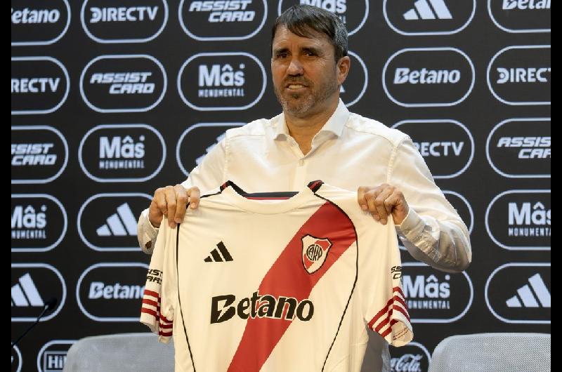 El equipo que parariacutea Coudet para su debut en River