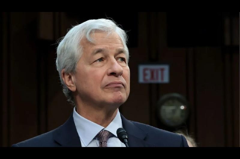 El CEO del JP Morgan elogioacute a Milei- ldquoEste Presidente tiene convicciones muy soacutelidasrdquo