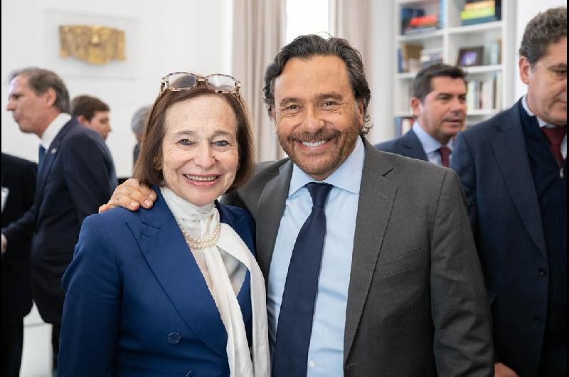 Saacuteenz afirmoacute en Nueva York que Argentina tiene ldquola gran oportunidad de darle al mundo lo que demandardquo