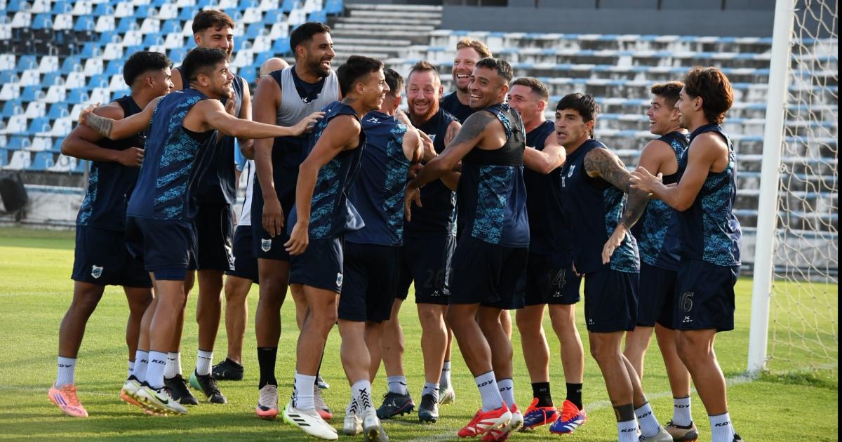 Gimnasia se prepara para recibir a Colegiales 