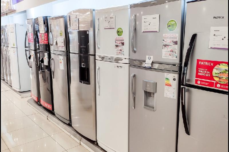 Electrolux busca achicar su plantilla en 100 trabajadores con plan de retiros voluntarios