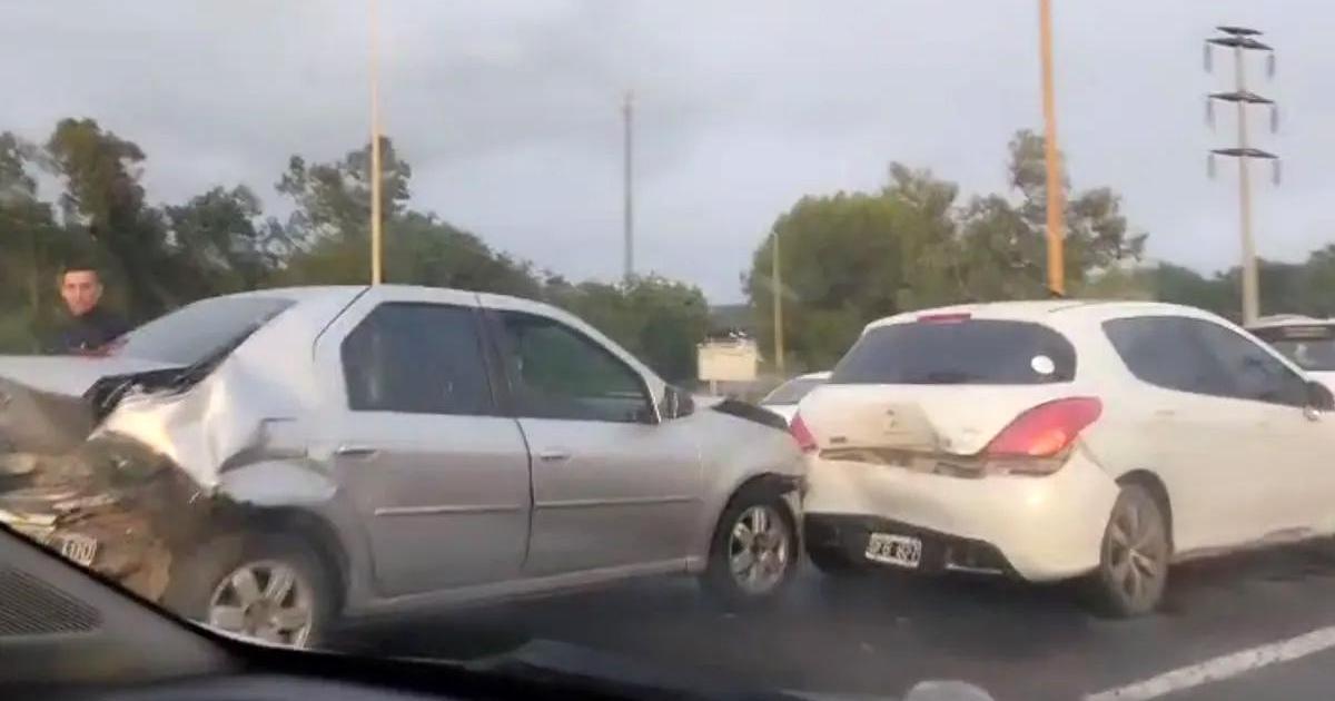 Choque en cadena en Ruta 66- cuatro autos impactaron en el acceso sur a la ciudad