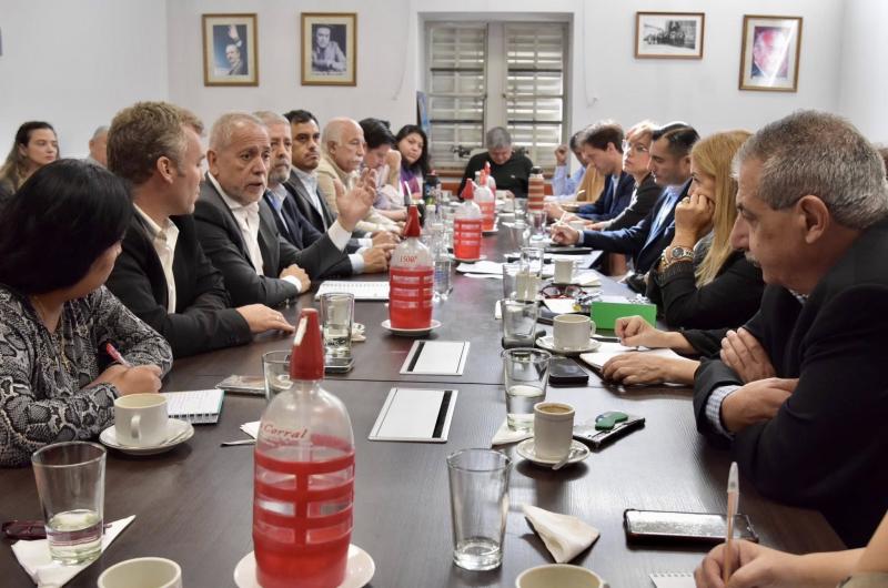 Analizan proyecto de ley de fomento de inversiones