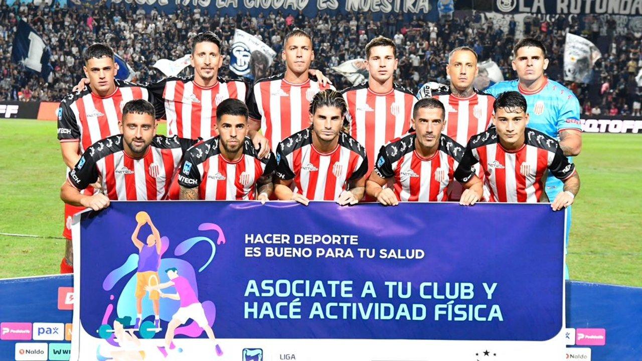 Triunfazo de Barracas Central en Mendoza ante Independiente Rivadavia que sigue en lo maacutes alto