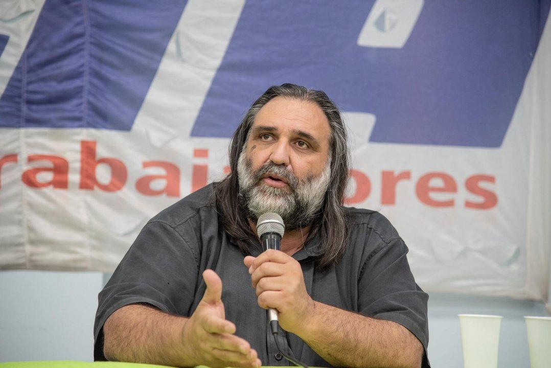 Baradel deja la conduccioacuten de SUTEBA tras 22 antildeos y no va a la releccioacuten