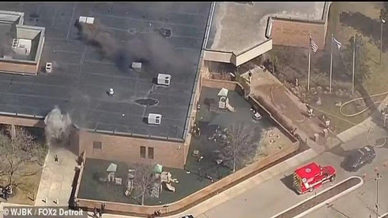 Tensioacuten en Estados Unidos- investigan un tiroteo y embestida de vehiacuteculo en una sinagoga de Michigan