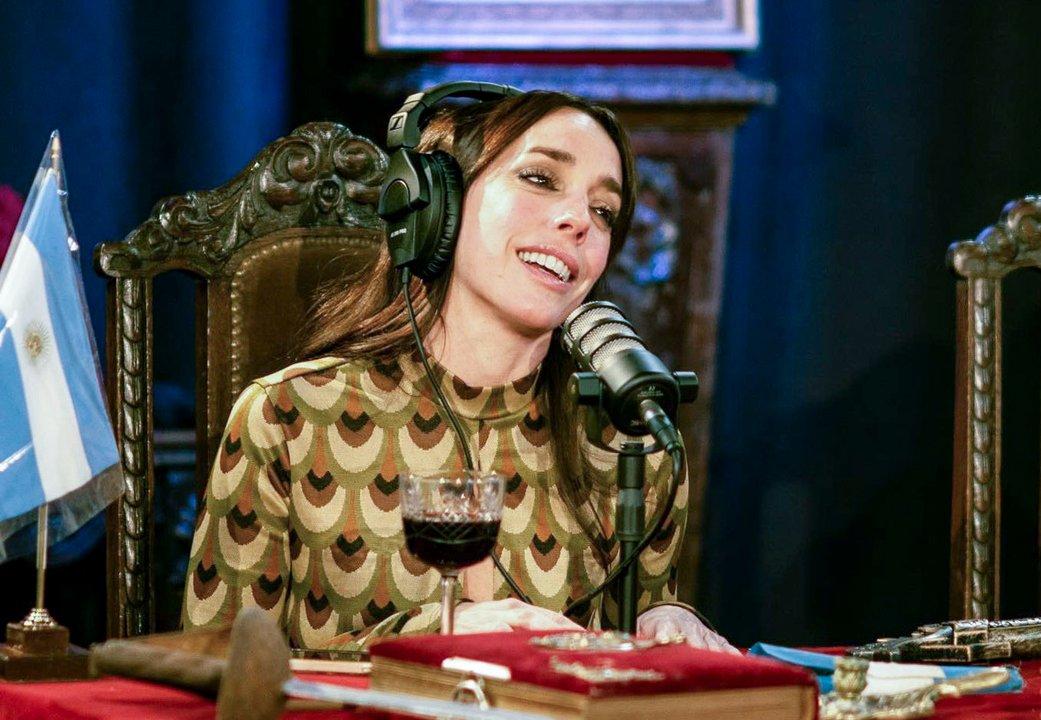 La productora que contratoacute a Tamara Pettinato en la gestioacuten de Alberto Fernaacutendez ganoacute 77 millones en Cancilleriacutea