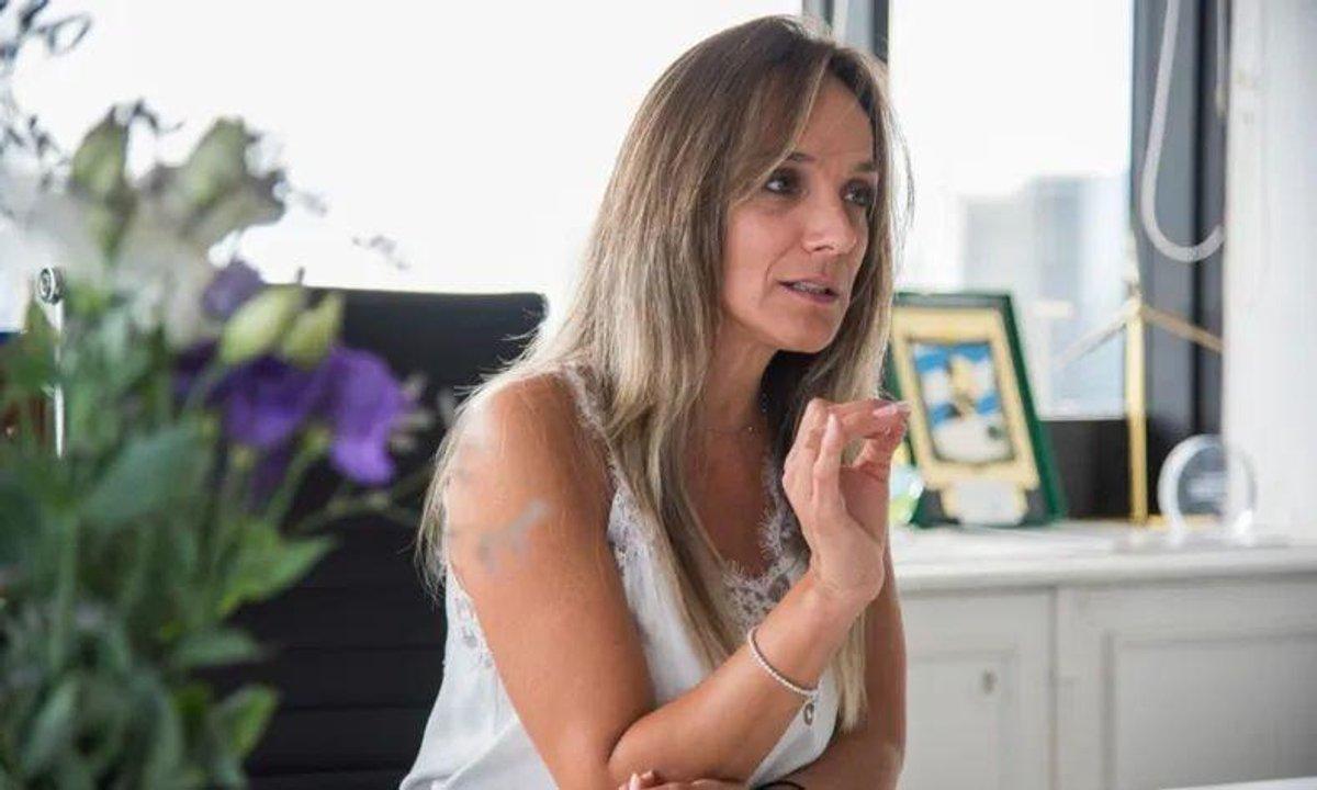 Malena Galmarini impulsa prohibir celulares en caacuterceles bonaerenses