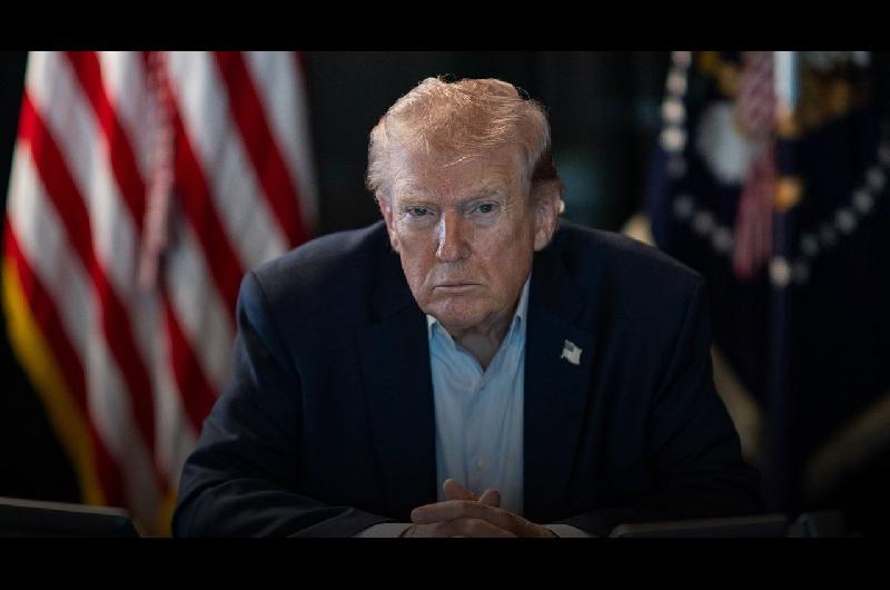 Trump confirmoacute que Estados Unidos destruyoacute por completo los objetivos en la isla de Kharg