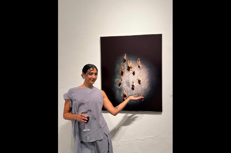 Delfina Pignatiello presentoacute Ninfas un proyecto de arte inspirado en la natacioacuten