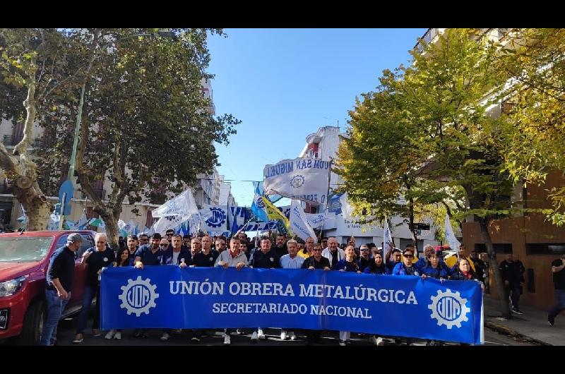 UOM- los desviacuteos que investiga la Justicia e involucra a una militante de La Caacutempora