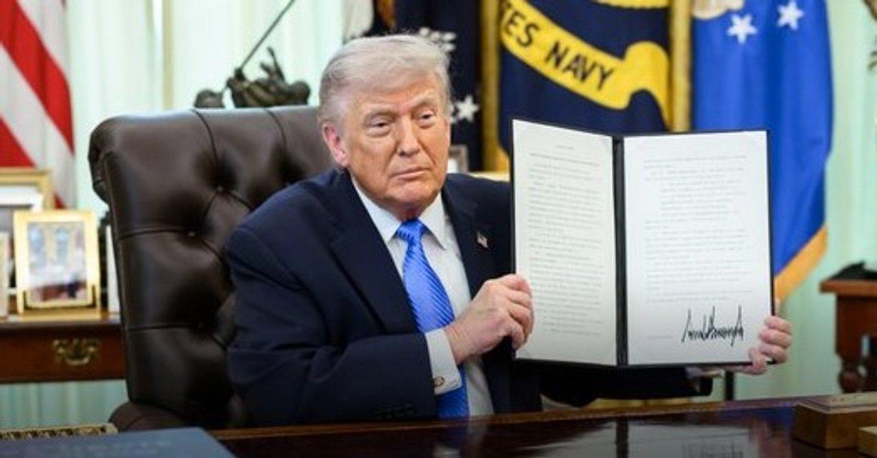 Trump advirtioacute que otros paiacuteses enviaraacuten buques de guerra al estrecho de Ormuz