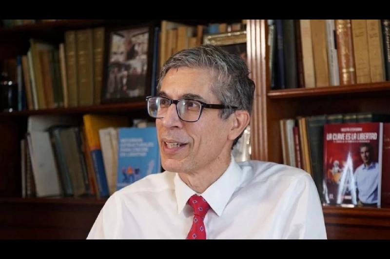 Etchebarne advirtioacute que ldquoel principal riesgo para la Argentina hoy no es econoacutemico es poliacuteticordquo