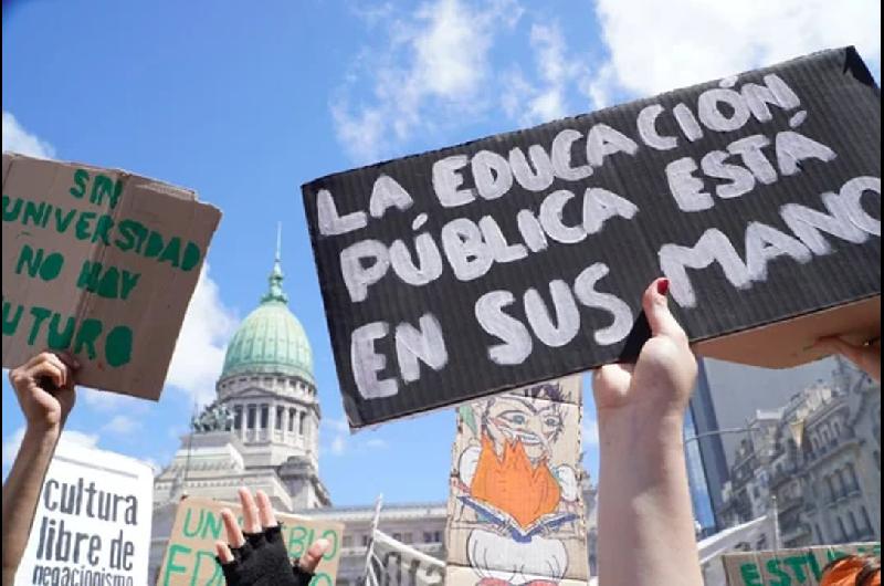 Este lunes comenzaraacute el paro nacional universitario y desde la UBA impulsan otro ldquopor tiempo indeterminadordquo