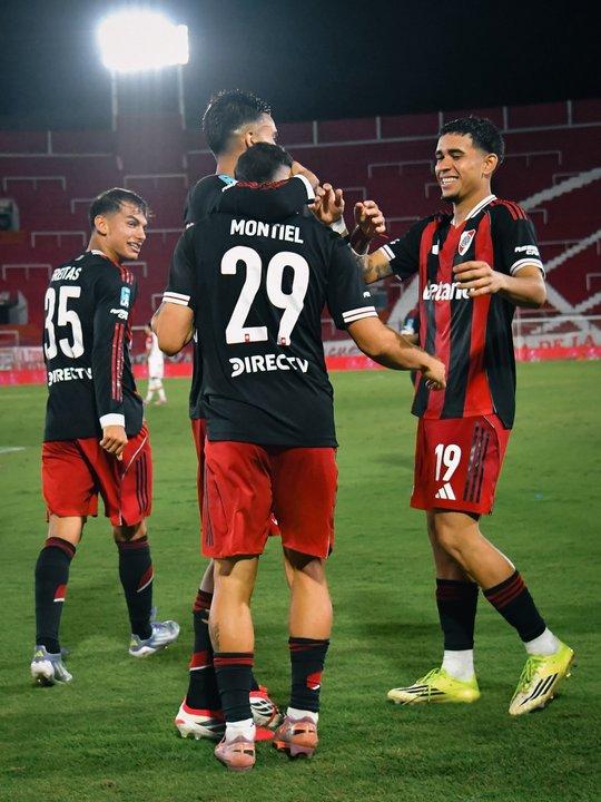 #128308 River ndash Sarmiento EN VIVO- minuto a minuto del Torneo Apertura 2026