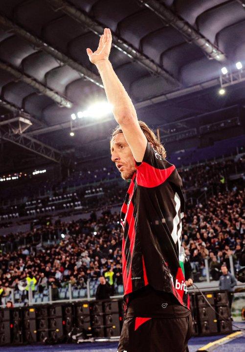 El Milan cayoacute con la Lazio y no aprovechoacute la chance de acercarse a la punta de la Serie A