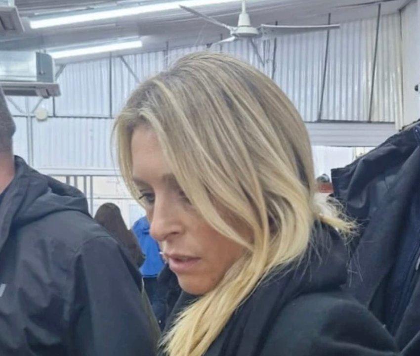 Bettina Angeletti- contratos de la consultora de la esposa de Adorni con empresas vinculadas al Estado 