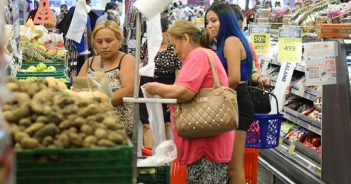En febrero una familia jujentildea necesitoacute 1330408 para no ser pobre