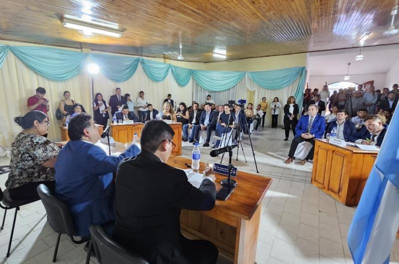 El vicegobernador Bernis acompantildeoacute el inicio de sesiones ordinarias en Monterrico