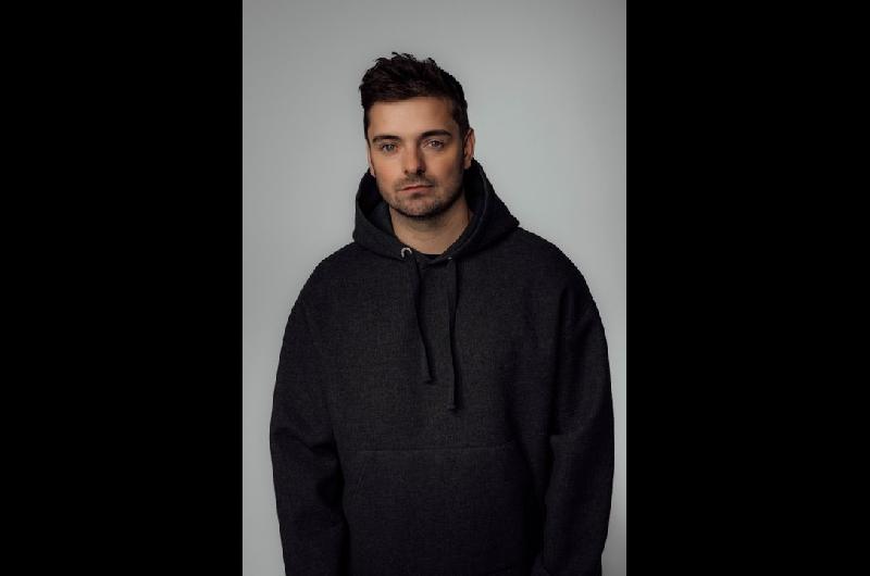 El DJ Martin Garrix se lanza como cantante y lo celebra en Nueva York