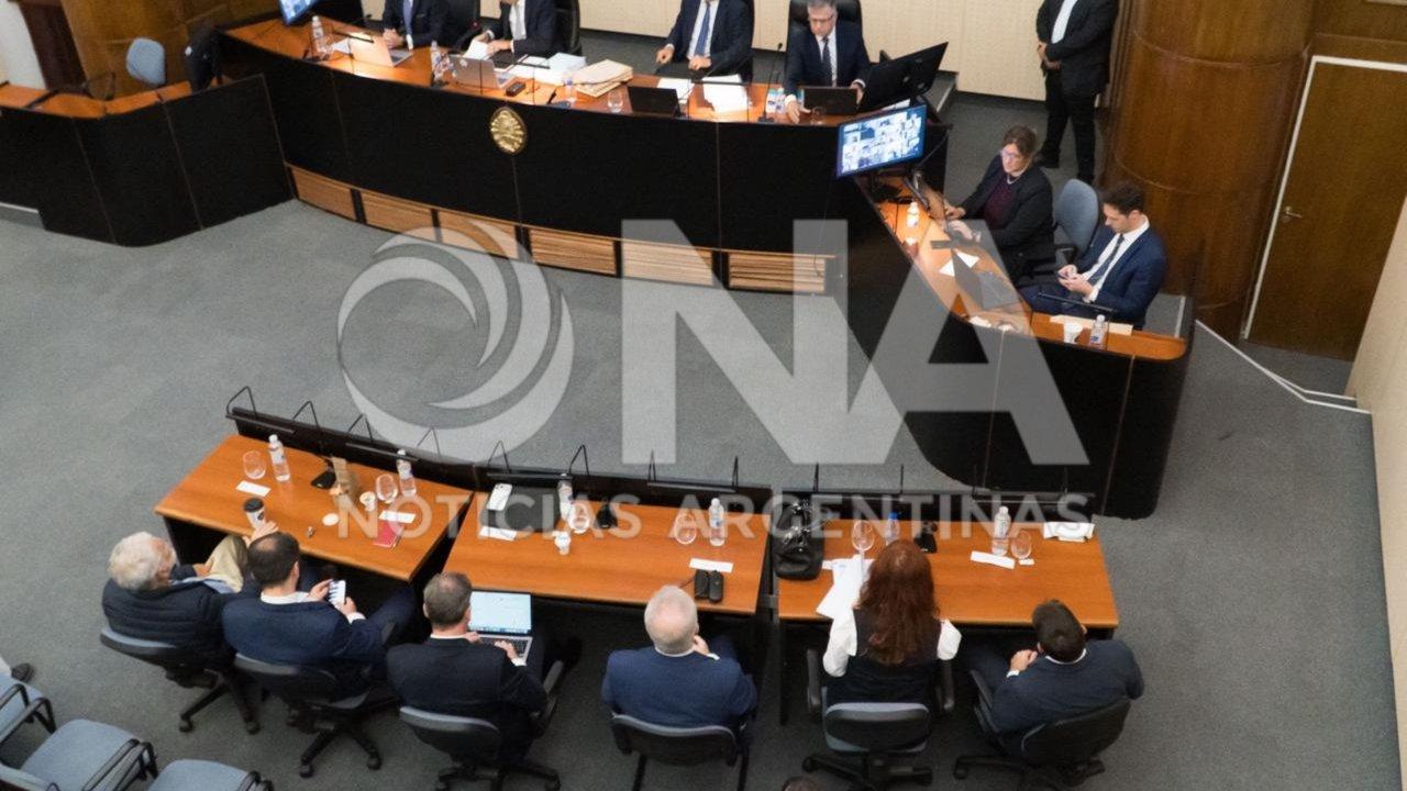 Causa Cuadernos- las fotos de Cristina Kirchner en Comodoro Py