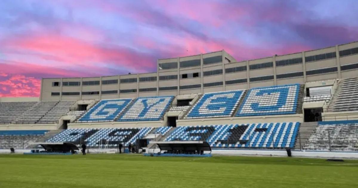 Gimnasia y Esgrima celebroacute ayer los 95 antildeos de su fundacioacuten y una rica historia deportiva