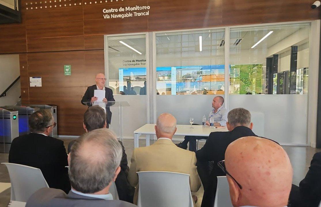 Santa Fe respaldoacute un esquema de control eficiente en la Hidroviacutea