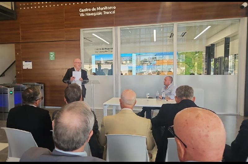 Santa Fe respaldoacute un esquema de control eficiente en la Hidroviacutea