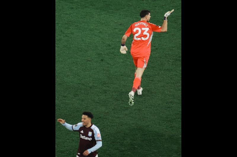 El Aston Villa del ldquoDiburdquo Martiacutenez eliminoacute al Lille para meterse en cuartos de la Europa League