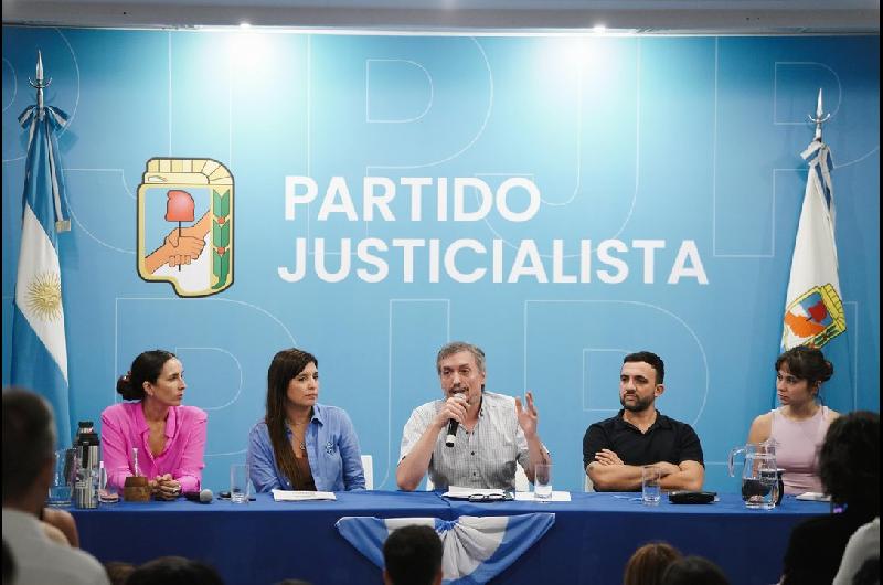 Maacuteximo Kirchner cuestionoacute una eventual flexibilizacioacuten de la Ley de Glaciares y apuntoacute contra el RIGI