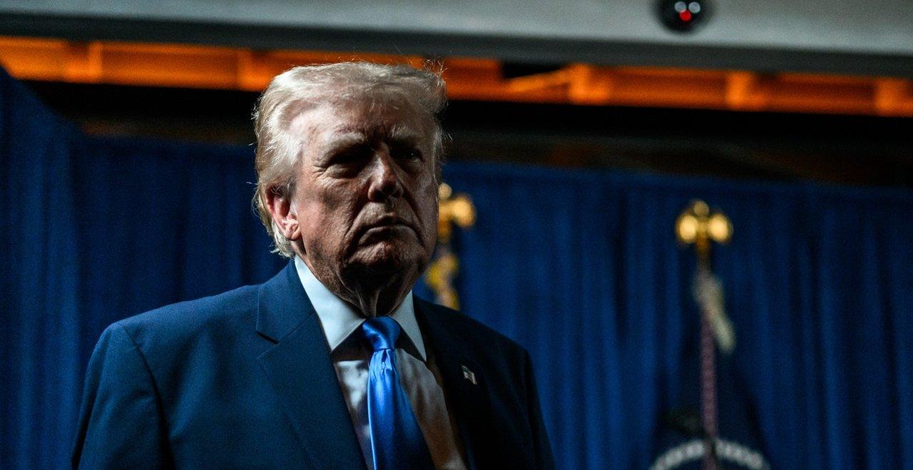 Trump amenazoacute con desplegar agentes del ICE para vigilar aeropuertos 