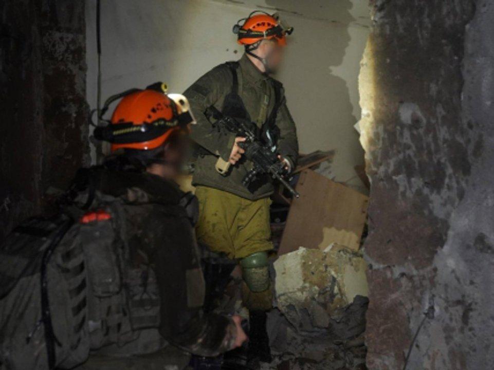 El sur de Israel bajo fuego- ataques con misiles iraniacutees dejan decenas de heridos en Arad y Dimona