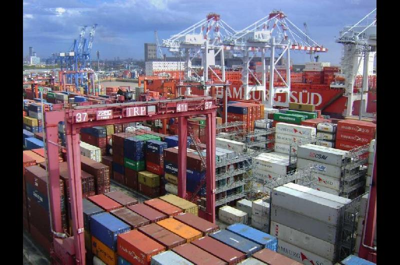 Radiografiacutea de las exportaciones y las importaciones en lo que va del antildeo