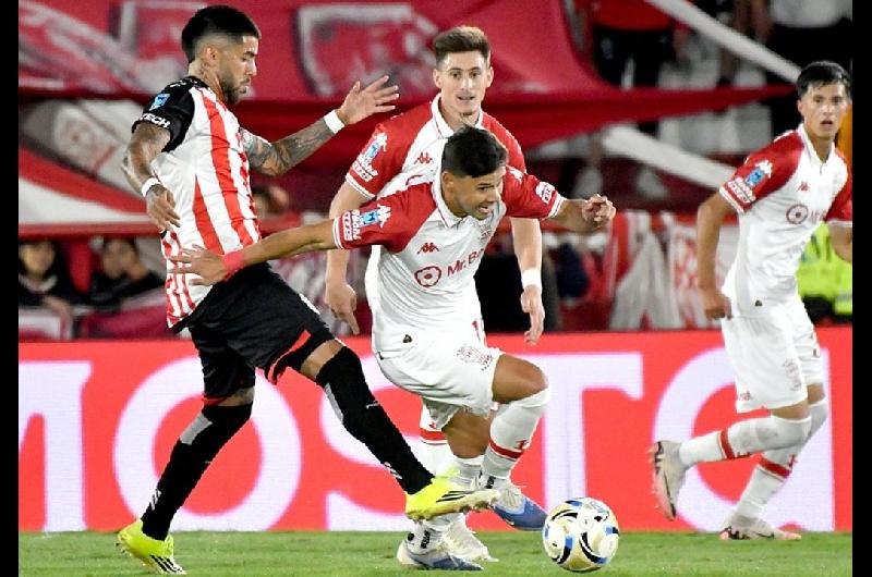 Con poleacutemicas Barracas Central y Huracaacuten no se sacaron ventajas por el Torneo Apertura