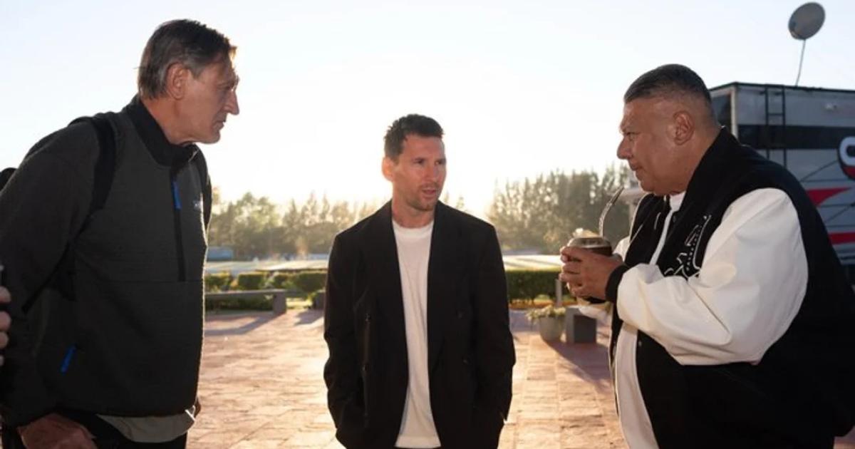 Messi y Tapia juntos antes de los amistosos de la seleccioacuten argentina