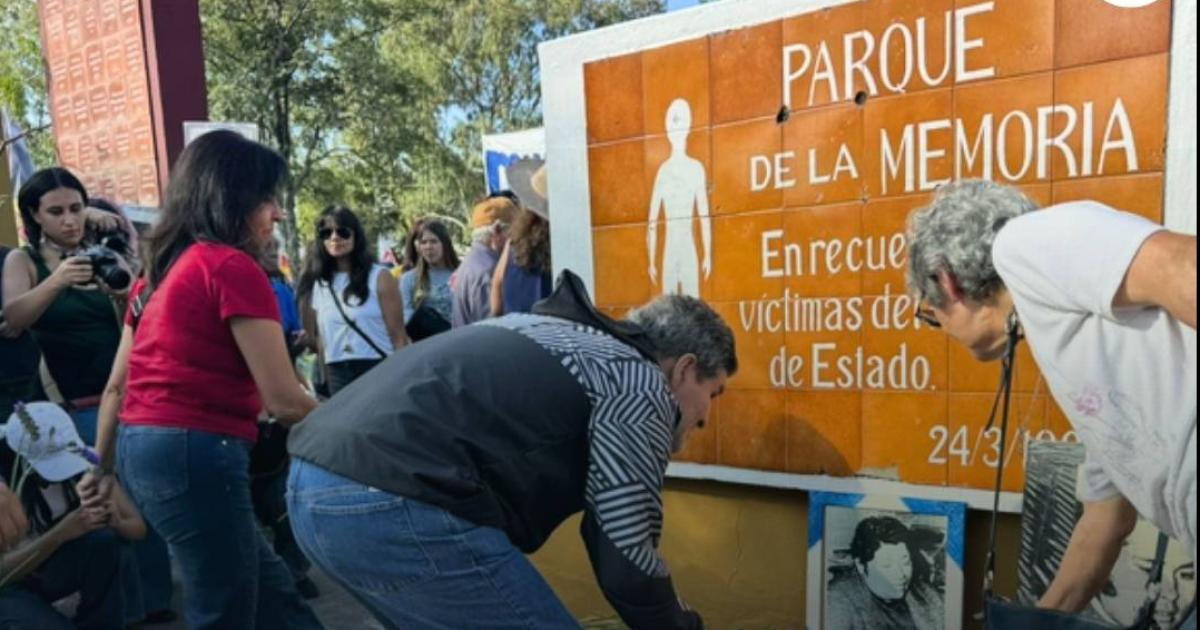 El Parque de la Memoria fue centro de la  recordacioacuten a las viacutectimas de la dictadura