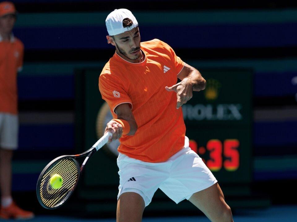 Ceruacutendolo y Etcheverry quieren continuar con el suentildeo argentino en el Masters 1000 de Miami