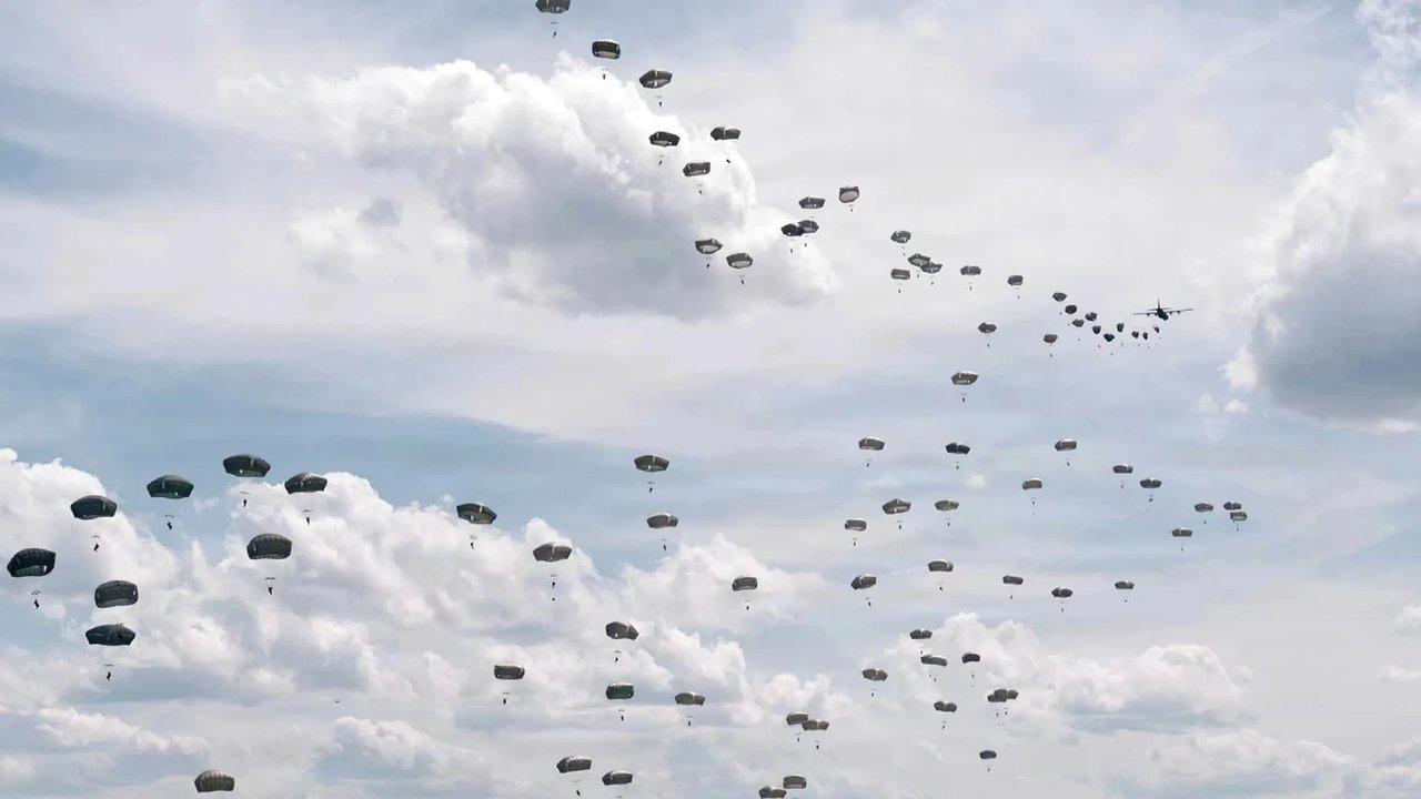 Estados Unidos podriacutea desplegar 2000 paracaidistas en Medio Oriente