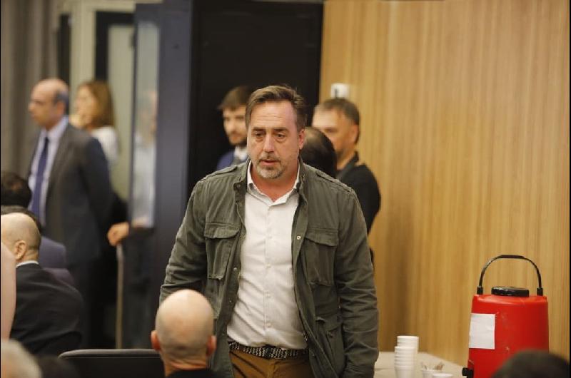 Glaciares- un abogado presentaraacute querella contra Flavia Royoacuten por conflicto de intereses