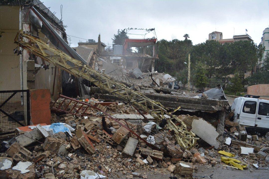 Ataques israeliacutees dejan 14 muertos y 47 heridos en el sur del Liacutebano