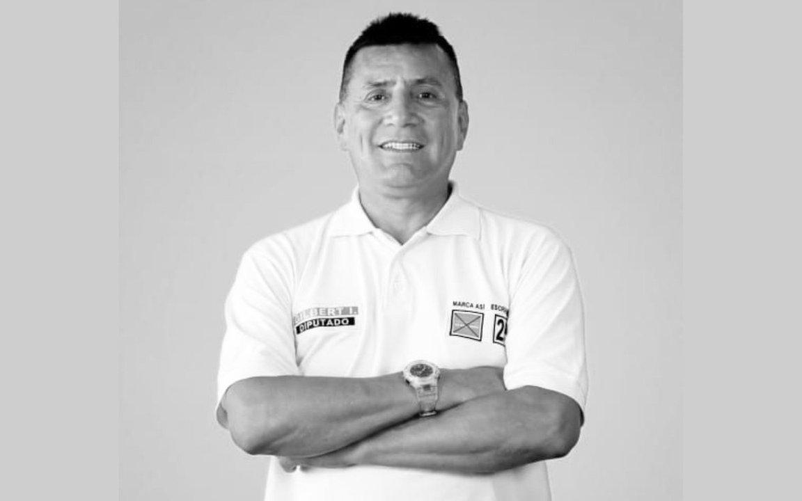 Asesinan a candidato a diputado en Peruacute