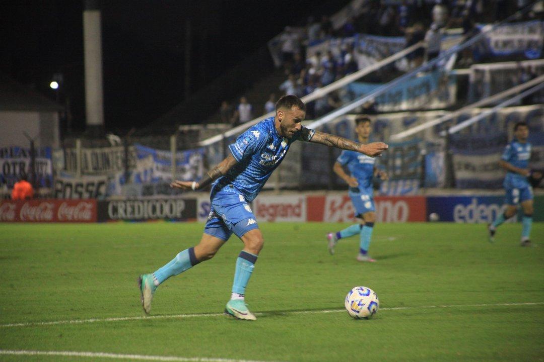 Atleacutetico Tucumaacuten le ganoacute a Sportivo Barracas y estaacute en 16avos de la Copa Argentina