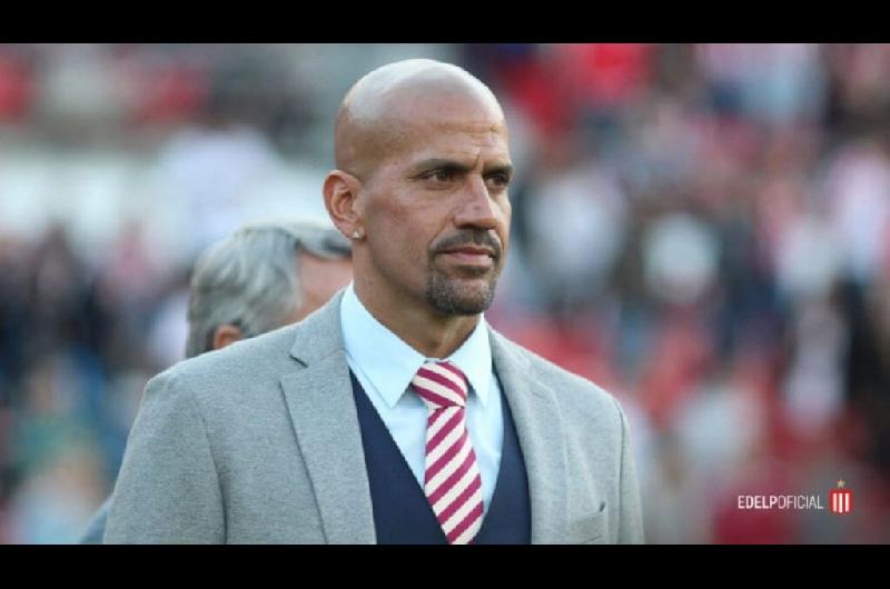 FIFA inhibioacute a Estudiantes por una deuda con Inter Miami vinculada al pase de Facundo Fariacuteas