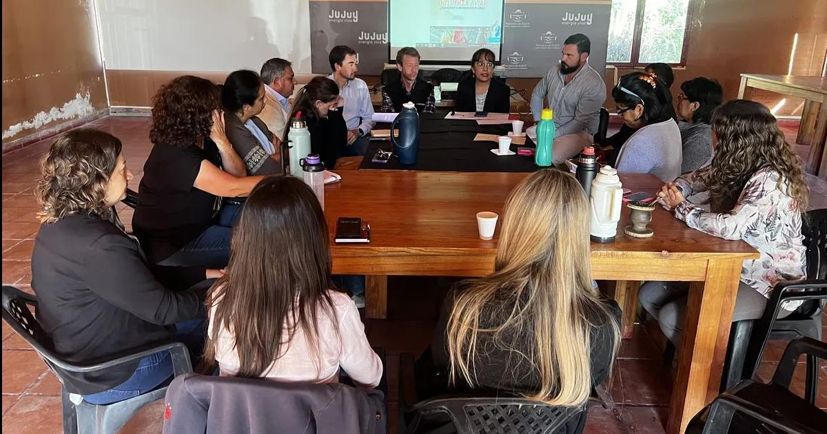 Plan de accioacuten integral para reforzar medidas preventivas frente a la gripe aviar